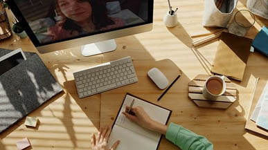 華爾街痛批美國網課教育“不合格”